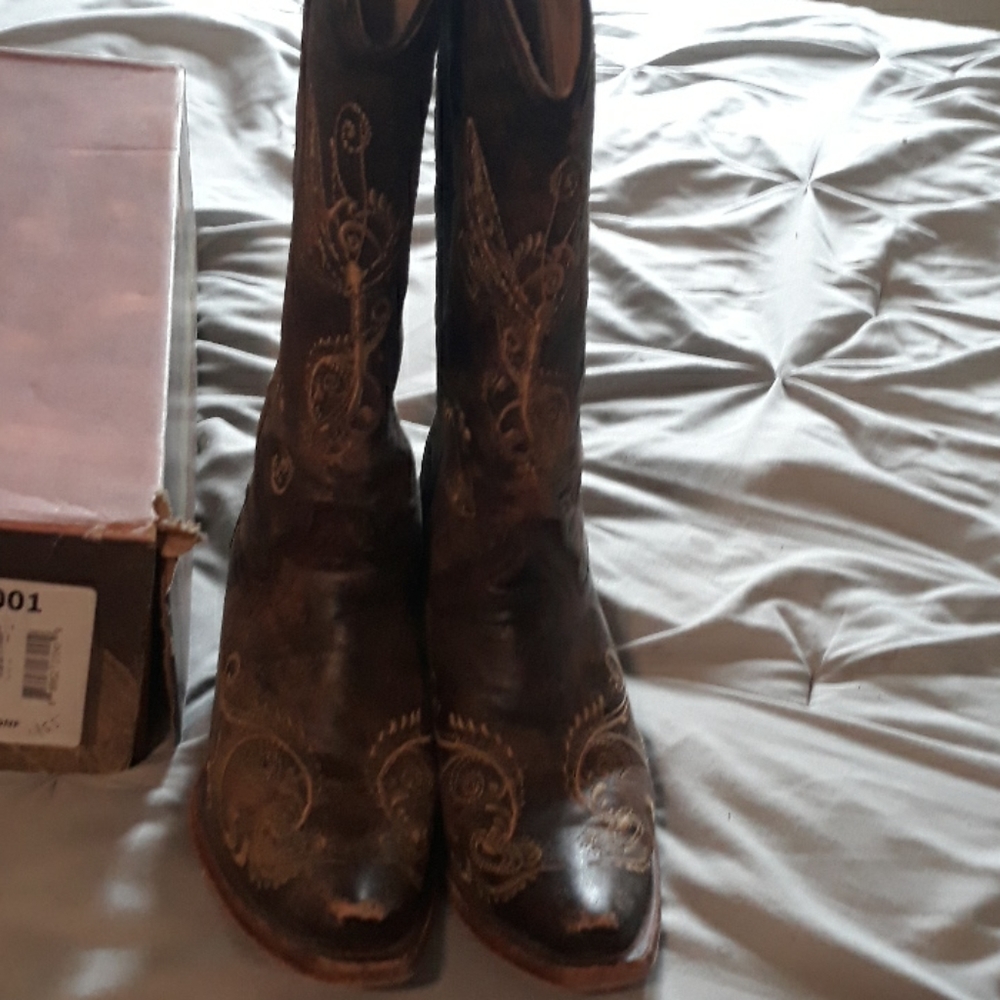 Circle G Distressed  Boots